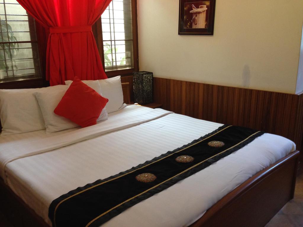 Classique Inn Yangon Exterior foto